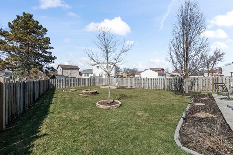 Tiny photo for 832 Kansas Street, Carol Stream, IL 60188 (MLS # 12582143)