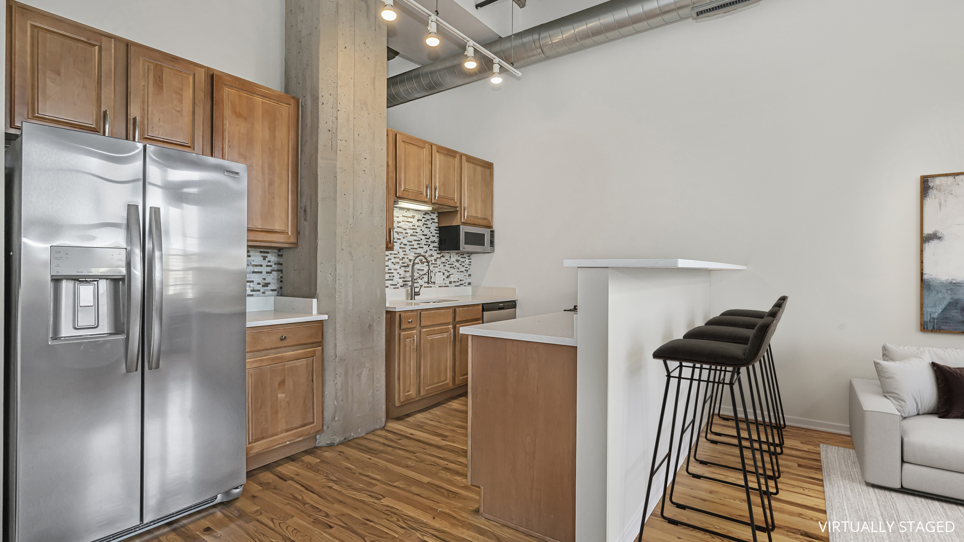 1645 W Ogden Avenue 323