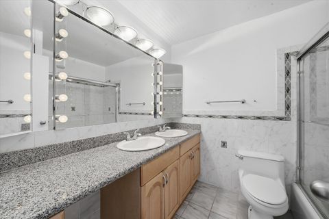 Tiny photo for 5445 N Sheridan Road #1603, Chicago, IL 60640 (MLS # 12590852)