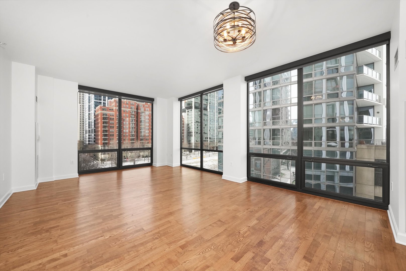 233 E 13th Street 601