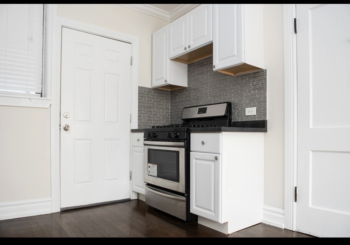 1056 W Lill Avenue 2