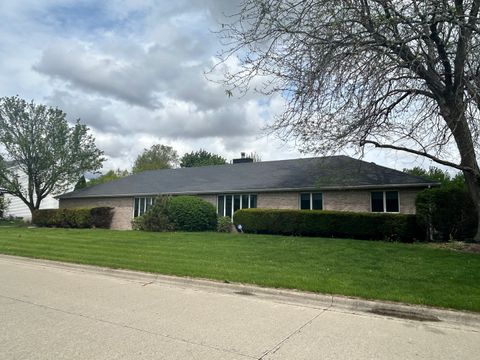 Tiny photo for 302 Kelly Drive, Normal, IL 61761 (MLS # 12628601)