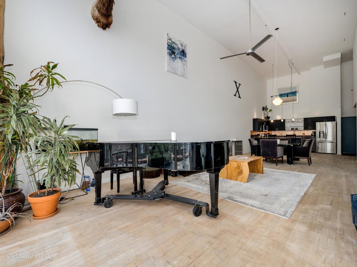 203 S Sangamon Street 310