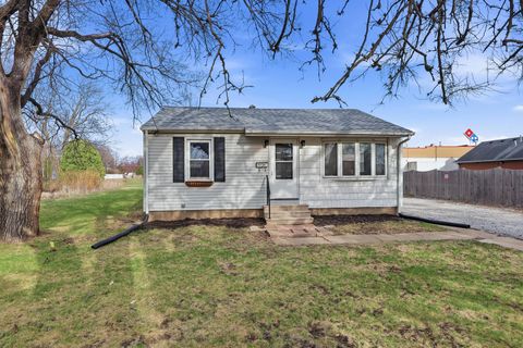 Photo of 4120 4th Street, East Moline, IL 61244 (MLS # 12594881)