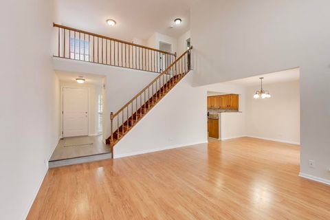 Tiny photo for 716 Clover Hill Court, Elk Grove Village, IL 60007 (MLS # 12526005)