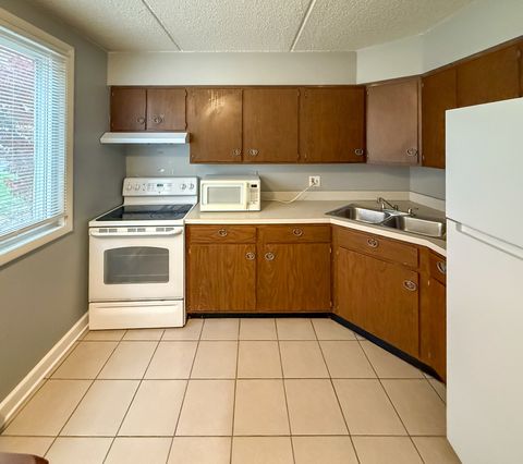 Tiny photo for 6305 Joliet Road #11, Countryside, IL 60525 (MLS # 12492216)
