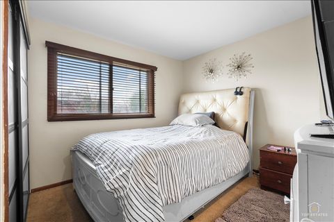 Tiny photo for 4029 187 Place, Country Club Hills, IL 60478 (MLS # 12599098)