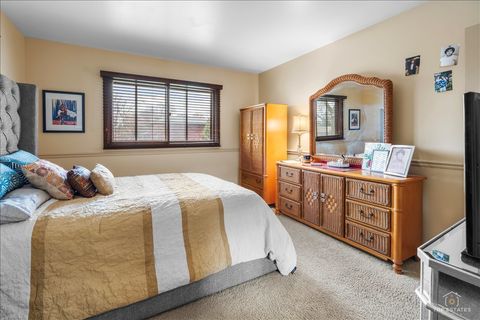 Tiny photo for 4029 187 Place, Country Club Hills, IL 60478 (MLS # 12599098)