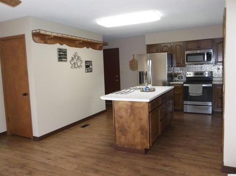 Tiny photo for 2801 W Bluff Ct. Ct, Quincy, IL 62305 (MLS # 12591467)