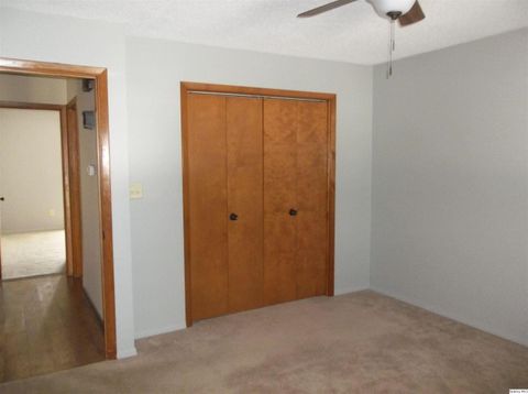 Tiny photo for 2801 W Bluff Ct. Ct, Quincy, IL 62305 (MLS # 12591467)