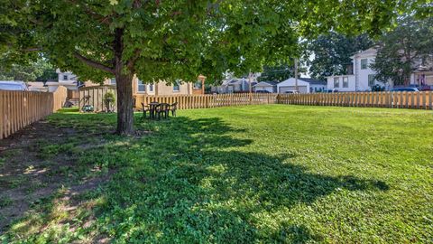 Tiny photo for 407 S Allin Street, Bloomington, IL 61701 (MLS # 12692819)