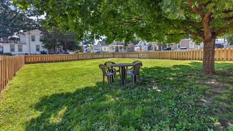 Tiny photo for 407 S Allin Street, Bloomington, IL 61701 (MLS # 12692819)