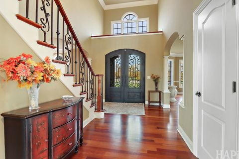 Tiny photo for 1 Terra Vita Drive, South Barrington, IL 60010 (MLS # 12499858)