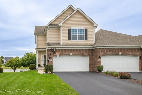 Photo of 1147 Freedom Road, Elburn, IL 60119 (MLS # 12765354)