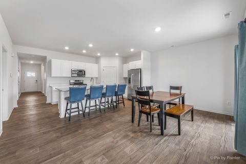 Tiny photo for 927 Plateau Drive, Pingree Grove, IL 60140 (MLS # 12572448)