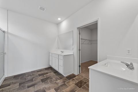 Tiny photo for 927 Plateau Drive, Pingree Grove, IL 60140 (MLS # 12572448)