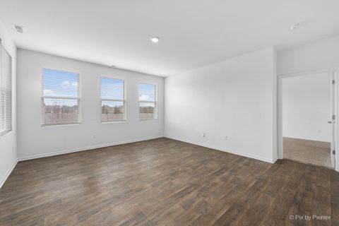 Tiny photo for 927 Plateau Drive, Pingree Grove, IL 60140 (MLS # 12572448)