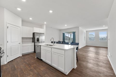 Tiny photo for 927 Plateau Drive, Pingree Grove, IL 60140 (MLS # 12572448)