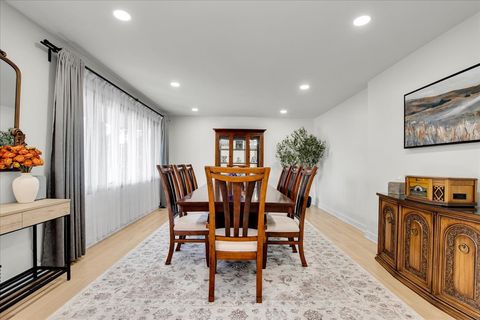 Tiny photo for 10447 S Stowe Court, Palos Hills, IL 60465 (MLS # 12622964)