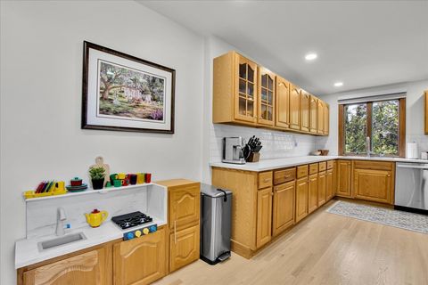 Tiny photo for 10447 S Stowe Court, Palos Hills, IL 60465 (MLS # 12622964)