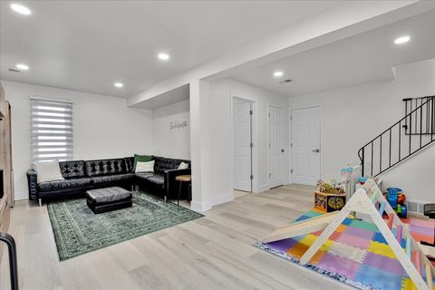 Tiny photo for 10447 S Stowe Court, Palos Hills, IL 60465 (MLS # 12622964)