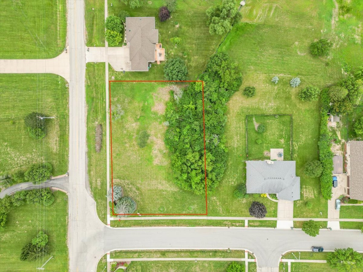 26011 W Highland Drive
