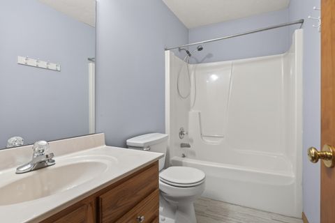 Tiny photo for 1503 Broad Creek Road, Bloomington, IL 61704 (MLS # 12619702)