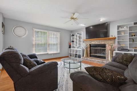 Tiny photo for 1503 Broad Creek Road, Bloomington, IL 61704 (MLS # 12619702)