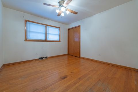 Tiny photo for 3908 W 76th Place, Chicago, IL 60652 (MLS # 12591316)