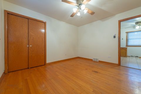 Tiny photo for 3908 W 76th Place, Chicago, IL 60652 (MLS # 12591316)