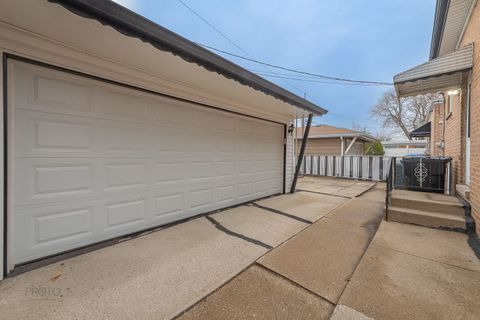 Tiny photo for 3908 W 76th Place, Chicago, IL 60652 (MLS # 12591316)