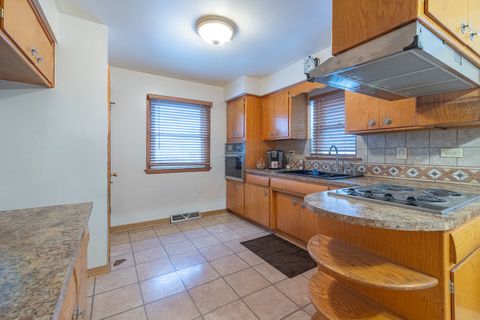 Tiny photo for 3908 W 76th Place, Chicago, IL 60652 (MLS # 12591316)