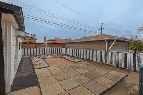 Tiny photo for 3908 W 76th Place, Chicago, IL 60652 (MLS # 12591316)