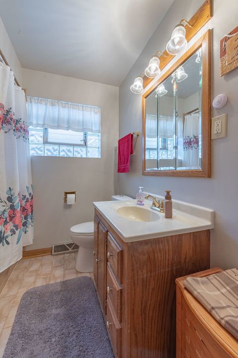 Tiny photo for 3908 W 76th Place, Chicago, IL 60652 (MLS # 12591316)