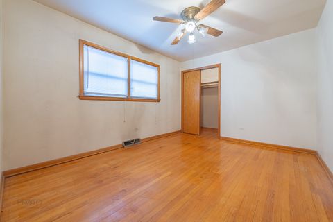 Tiny photo for 3908 W 76th Place, Chicago, IL 60652 (MLS # 12591316)