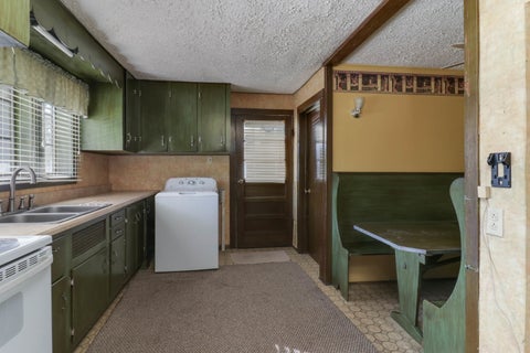 Tiny photo for 1002 N Livingston Street, Bloomington, IL 61701 (MLS # 12789942)