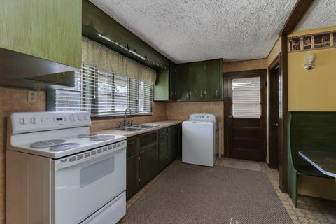 Tiny photo for 1002 N Livingston Street, Bloomington, IL 61701 (MLS # 12789942)