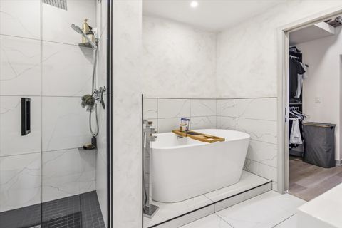 Tiny photo for 740 W Fulton Street #614, Chicago, IL 60661 (MLS # 12667566)