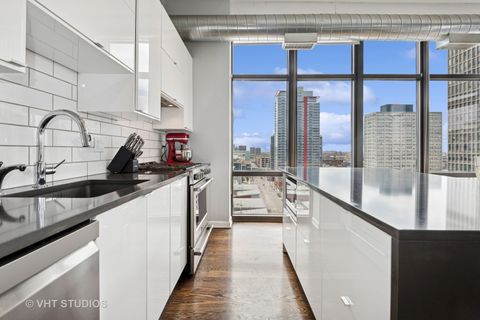 Tiny photo for 212 E CULLERTON Street #PH06, Chicago, IL 60616 (MLS # 12404276)