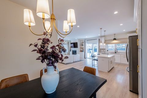 Tiny photo for 145 N Elmwood Avenue, Wood Dale, IL 60191 (MLS # 12561933)