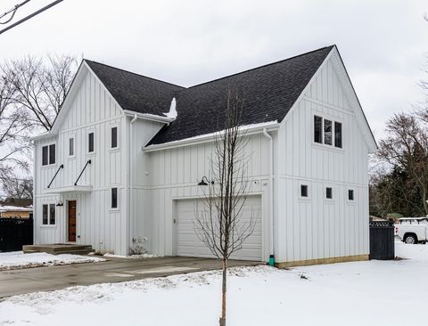 Tiny photo for 145 N Elmwood Avenue, Wood Dale, IL 60191 (MLS # 12561933)