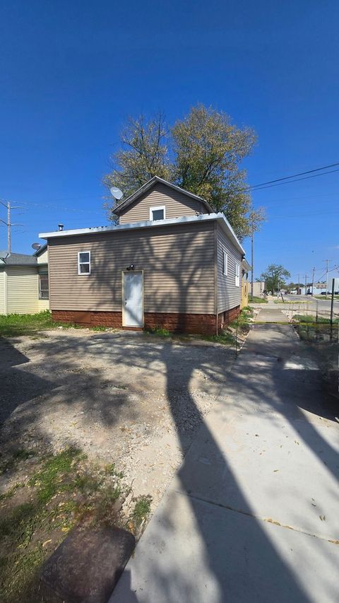 Tiny photo for 301 N West Avenue, Kankakee, IL 60901 (MLS # 12358135)