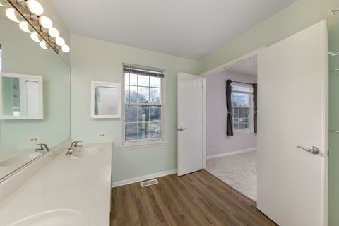 Tiny photo for 1604 Pebble Beach Circle, Elgin, IL 60123 (MLS # 12530502)