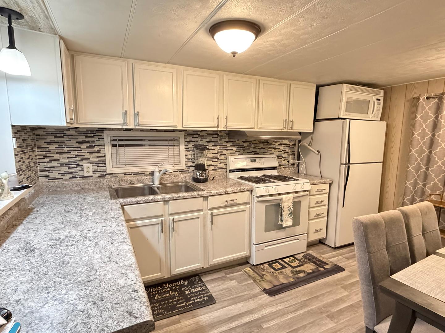2315 Hickory Lane