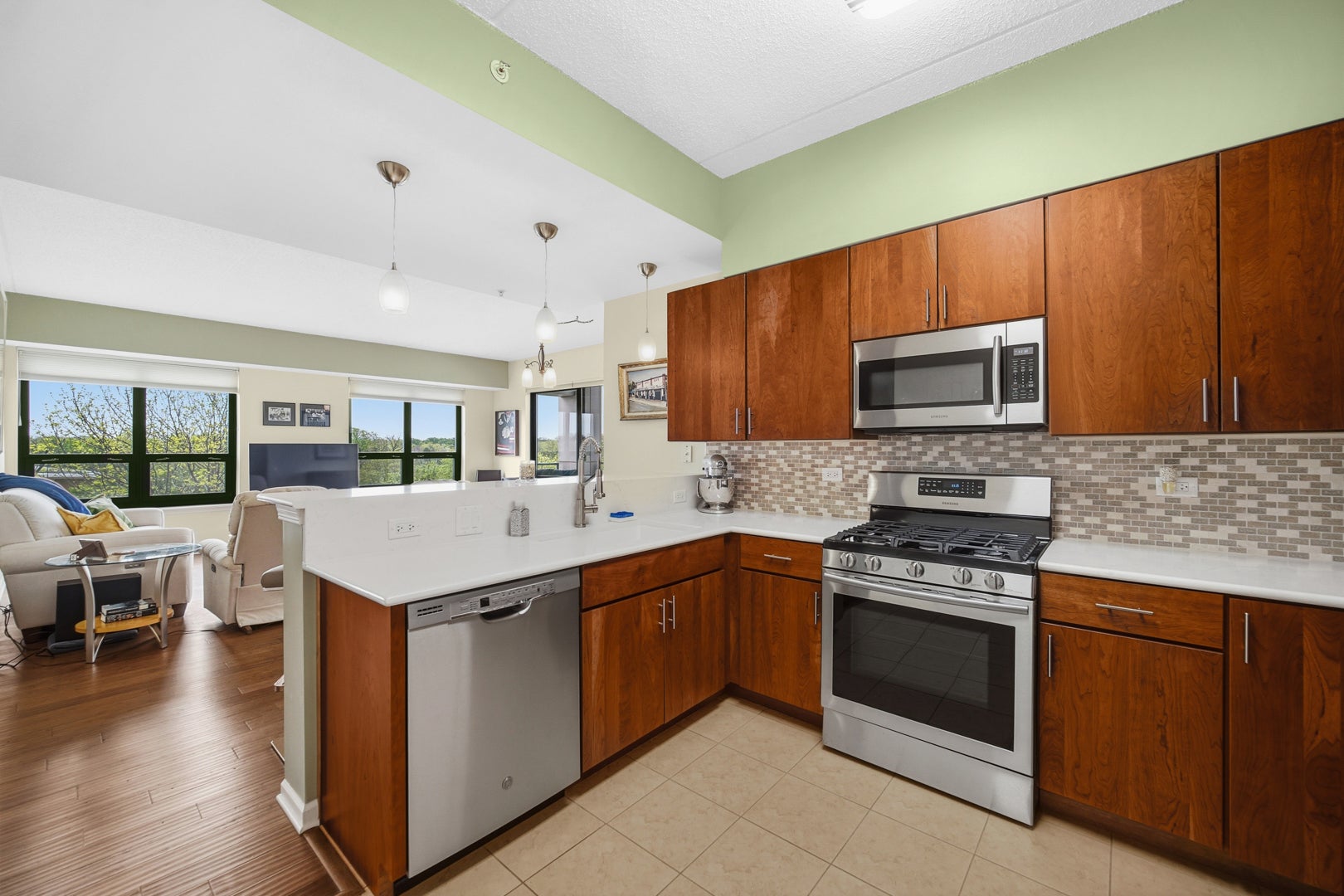 6420 DOUBLE EAGLE Drive 414