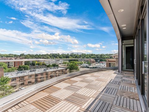 Tiny photo for 10 Illinois Street #5A, St. Charles, IL 60174 (MLS # 12465110)