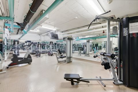 Tiny photo for 850 N Dewitt Place #9J, Chicago, IL 60611 (MLS # 12578642)