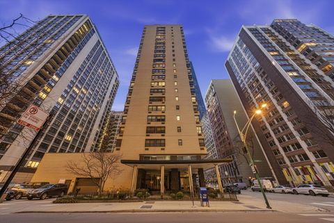 Tiny photo for 850 N Dewitt Place #9J, Chicago, IL 60611 (MLS # 12578642)