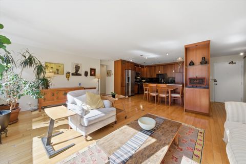 Tiny photo for 850 N Dewitt Place #9J, Chicago, IL 60611 (MLS # 12578642)