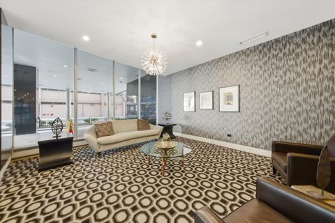 Tiny photo for 850 N Dewitt Place #9J, Chicago, IL 60611 (MLS # 12578642)